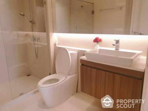 2-BR Condo at Vtara 36 near BTS Thong Lor