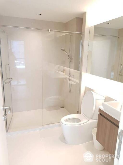 2-BR Condo at Vtara 36 near BTS Thong Lor