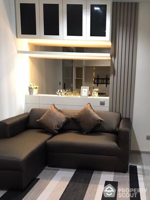 1-BR Condo at Life Asoke - Rama 9 near MRT Phra Ram 9