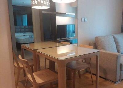 1-BR Condo at Tidy Deluxe Sukhumvit 34 near BTS Thong Lor