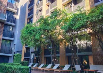 1-BR Condo at Noble Ambience Sukhumvit 42 near BTS Ekkamai