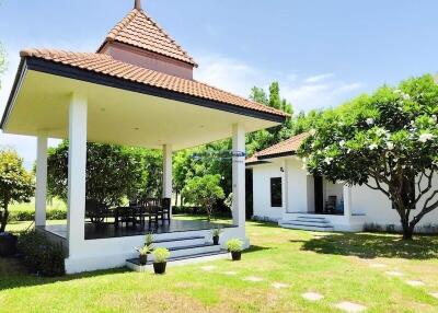 Balinese mansion style pool villa for sale Hua Hin