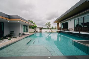 Magnificent, 6 bedroom, 7 bathroom, pool villa for sale in East Pattaya.