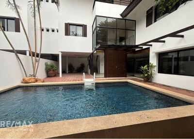 Detached 4 Bed House for Rent in BTS Thonglor Compound