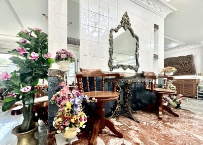 Elegant living room with ornate decorations