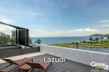 2 bedrooms condo close to the beach