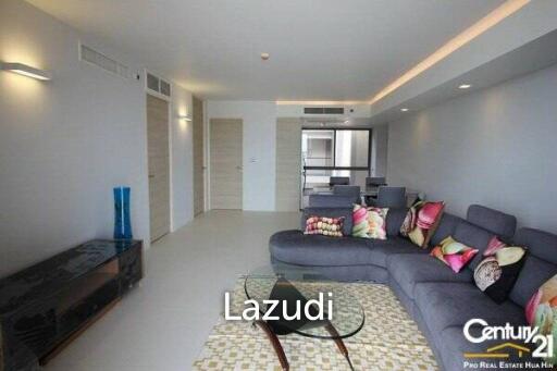 2 bedrooms condo close to the beach