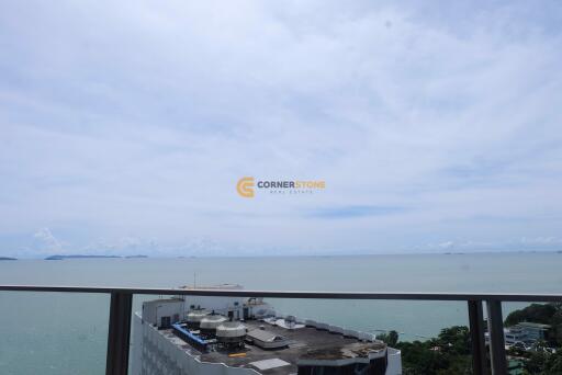 3 bedroom Condo in Northpoint Wongamat