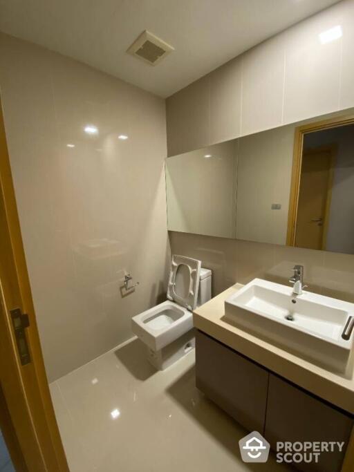 2-BR Condo at Hyde Sukhumvit 13 Condominium near BTS Nana