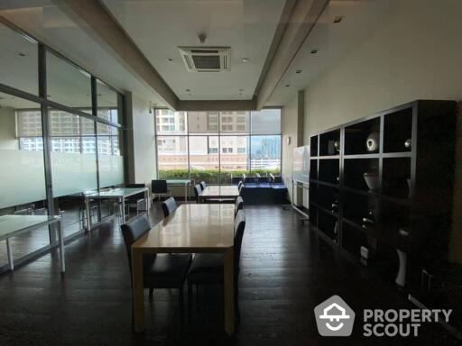 1-BR Condo at Ideo Q Phayathai near BTS Phaya Thai (ID 480461)