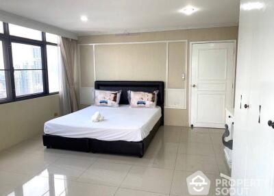 3-BR Condo at The Waterford Park Sukhumvit 53 Condominium near BTS Thong Lor