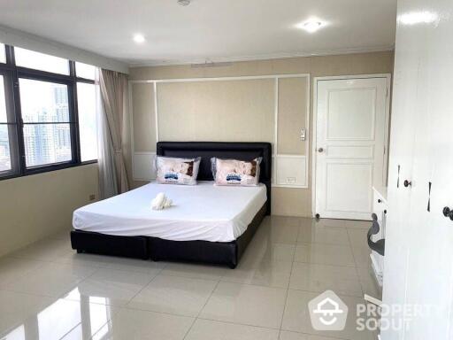 3-BR Condo at The Waterford Park Sukhumvit 53 Condominium near BTS Thong Lor