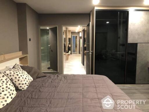 1-BR Condo at Nusa State Tower Condominium near BTS Saphan Taksin