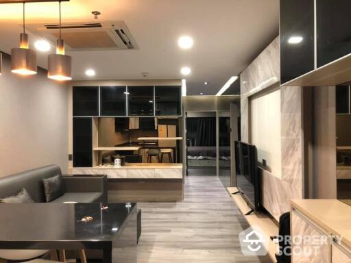 1-BR Condo at Nusa State Tower Condominium near BTS Saphan Taksin