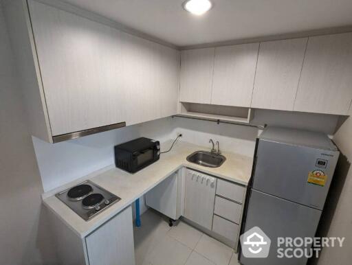 1-BR Condo at Belle Grand Rama 9 near MRT Phra Ram 9