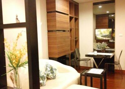 Studio Condo at Ivy Thonglor 23 close to Thong Lo