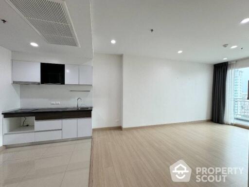 1-BR Condo at Supalai Lite Ratchada - Narathivas - Sathorn in Chong Nonsi