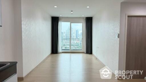 1-BR Condo at Supalai Lite Ratchada - Narathivas - Sathorn in Chong Nonsi