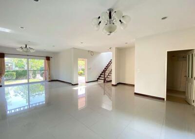 3 bed house for rent or sale in Doi Saket area, Chiang Mai