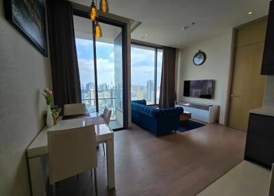 The Esse Asoke 2 bedroom condo for rent