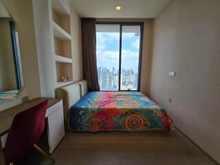 The Esse Asoke 2 bedroom condo for rent