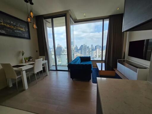 The Esse Asoke 2 bedroom condo for rent