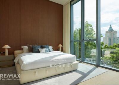 Luxurious Penthouse at Scope Langsuan - A Definition of Sophisticated Living