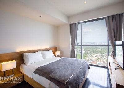 Luxurious 542m² Condo in Central Bangkok - Prime Location, Modern Amenities, Spectacular Views