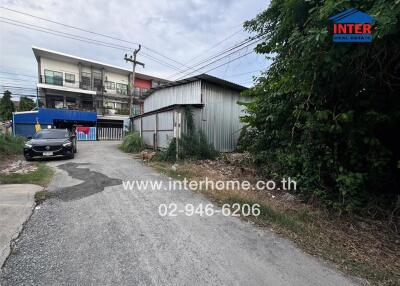 Entrance road leading to a property