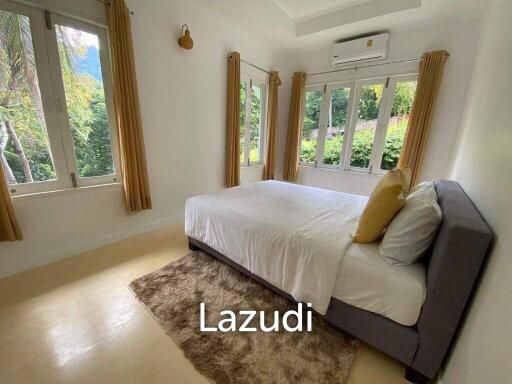 Cozy 4-Bedroom Villa for Sale in Chaweng Hills