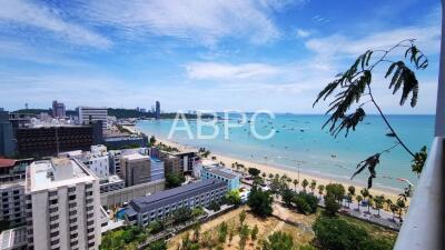 Seaview 1 Bedroom Condo in View Talay 6 - Dedicated 2nd Bedroom! - ABPC8035