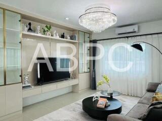 3 Bedrooms 3 Bathrooms in East Pattaya