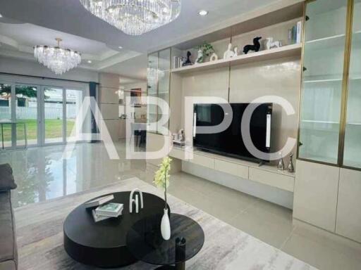 3 Bedrooms 3 Bathrooms in East Pattaya