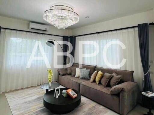 3 Bedrooms 3 Bathrooms in East Pattaya