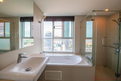 3 Bed Condo For Sale In Jomtien - Lumpini Park Beach Jomtien