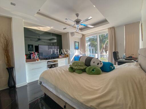 House For sale 5 bedroom 260 m² with land 736 m² in Palm Oasis, Pattaya