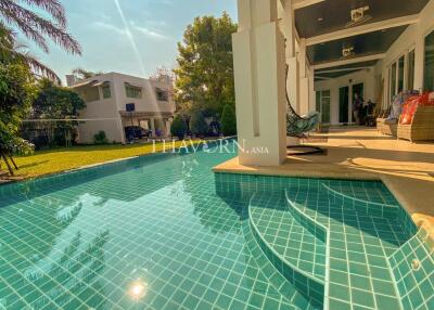 House For sale 5 bedroom 260 m² with land 736 m² in Palm Oasis, Pattaya