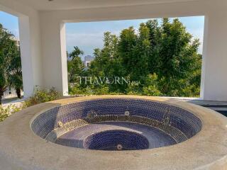 House For sale 5 bedroom 260 m² with land 736 m² in Palm Oasis, Pattaya