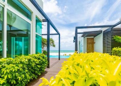 Absolute Oceanfront Villa Near Phuket International Airport