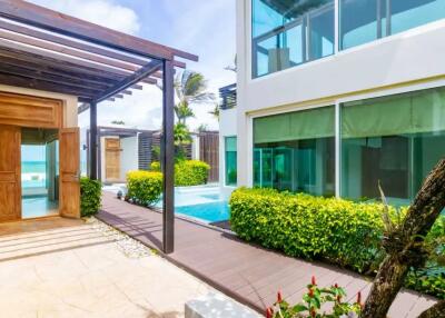 Absolute Oceanfront Villa Near Phuket International Airport