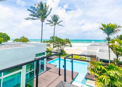 Absolute Oceanfront Villa Near Phuket International Airport