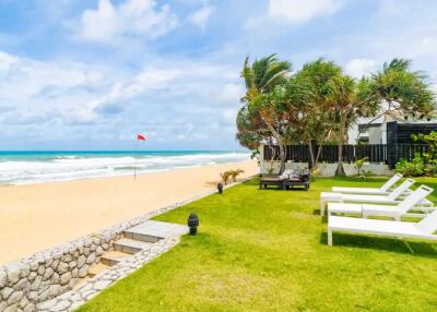 Absolute Oceanfront Villa Near Phuket International Airport