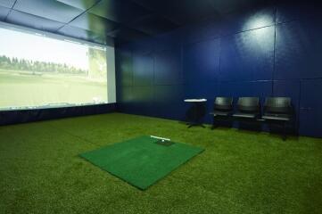 Indoor golf simulation room