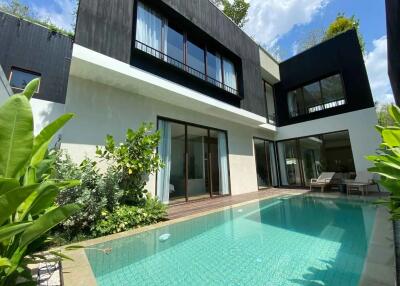 370 ตรม., 3 ห้องนอน, 3 ห้องน้ำ บ้าน ราคา ฿ 20,630,000