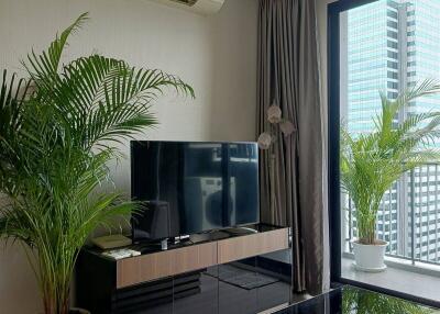 2-BR Condo at Quinn Condo Ratchada 17 near MRT Sutthisan