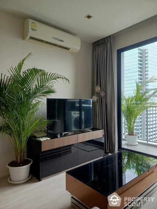 2-BR Condo at Quinn Condo Ratchada 17 near MRT Sutthisan