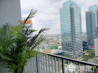 2-BR Condo at Quinn Condo Ratchada 17 near MRT Sutthisan