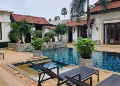 Luxurious Pool Villa For Sale in Sai Taan, Phuket