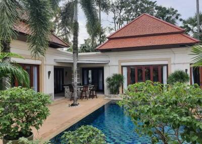 Luxurious Pool Villa For Sale in Sai Taan, Phuket