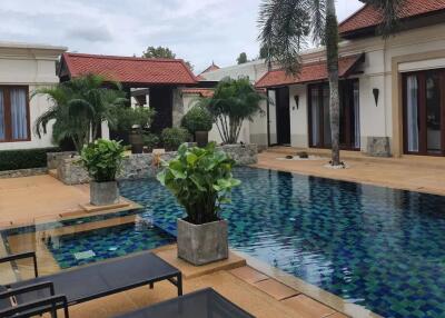 Luxurious Pool Villa For Sale in Sai Taan, Phuket